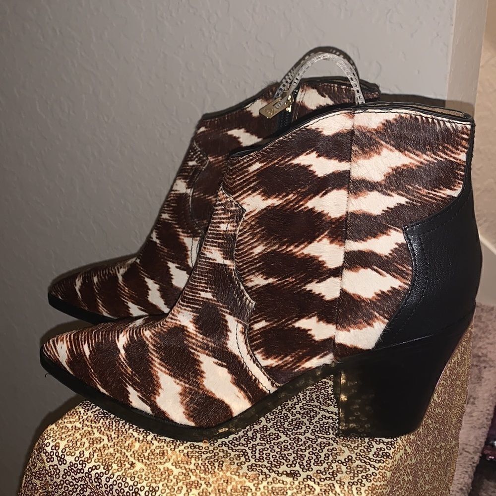 Western Booties   - Picture 7 of 7
